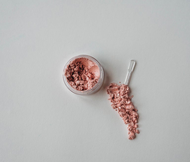 Pink Candy Silk Shimmer 2.5g pot - serves 25-30 flutes of fizz